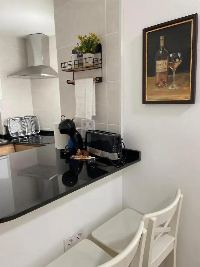 Beach And City Apartment A 50M De La Playa Fuengirola